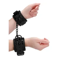 Luxury Hand Cuffs black
